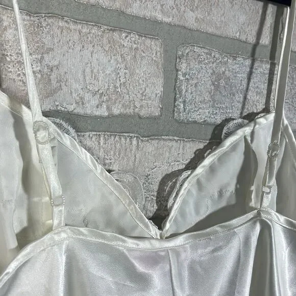 Victorias Secret Satin Pearl/Sequin Bodysuit- Size XS - Picture 4 of 7